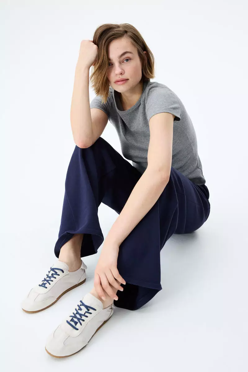 Wide joggers