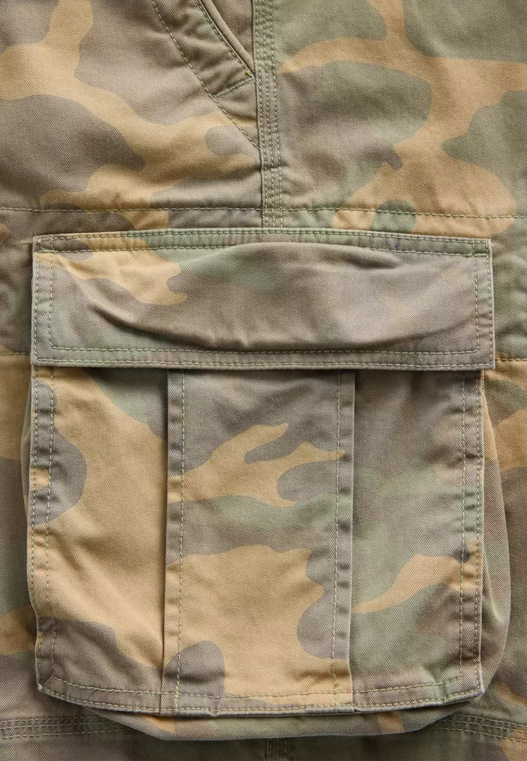 Relaxed Cargo Shorts