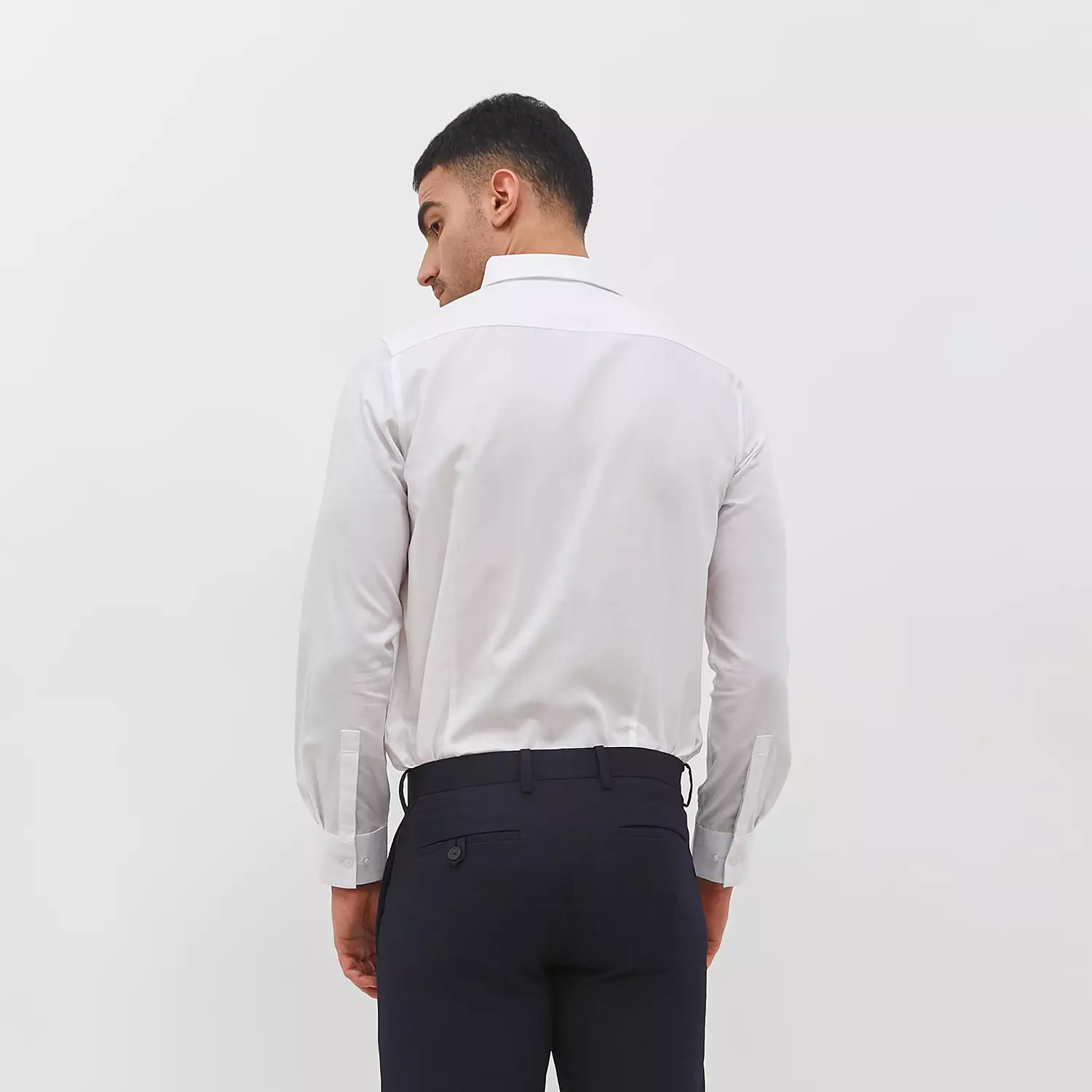 Jobb Livero Kemeja Pria Lengan Panjang Slim Fit Putih