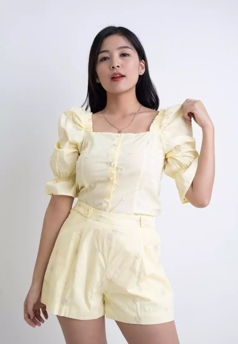 EMBROIDERY COTTON BLOUSE WITH ELASTICITY