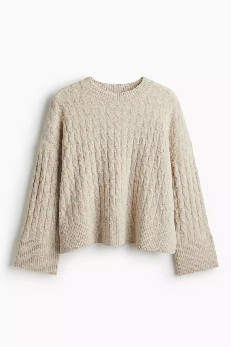 Cable-knit jumper