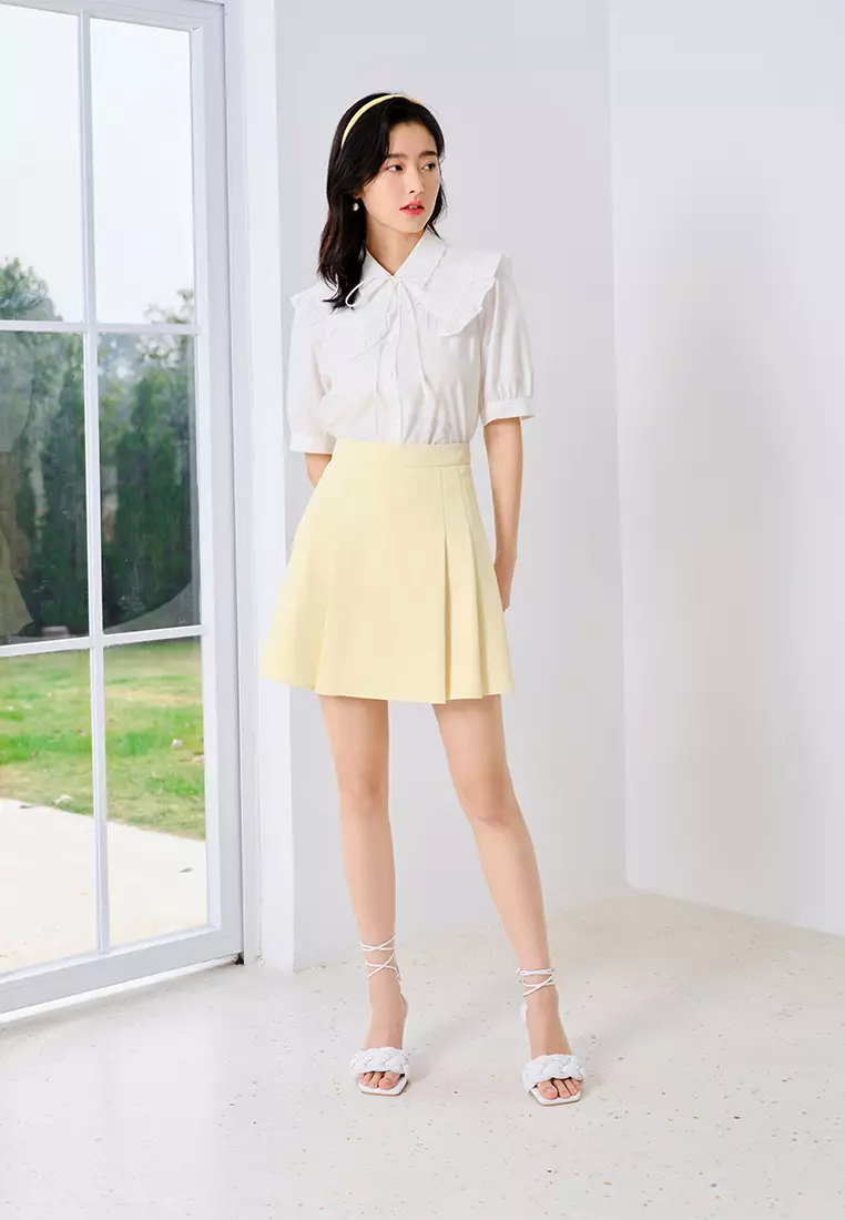 Side Pleated Mini Skirt