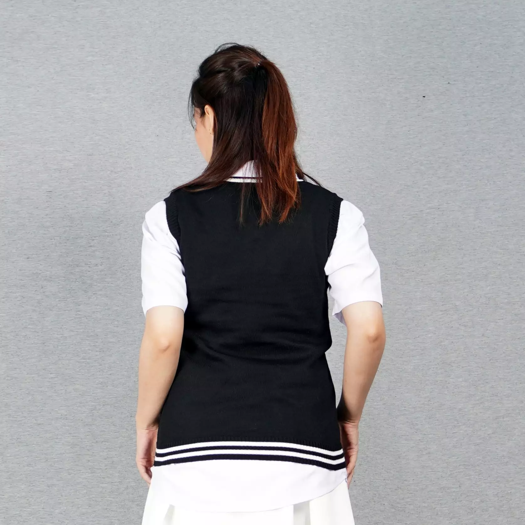 OLIVER Knit Vest O Neck Rompi Rajut Leher O Vest Korean Style - HITAM