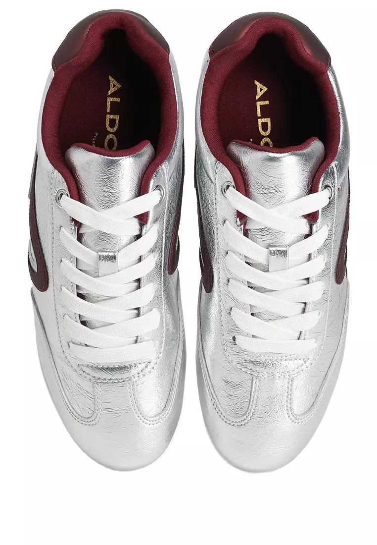Maxie Sneakers