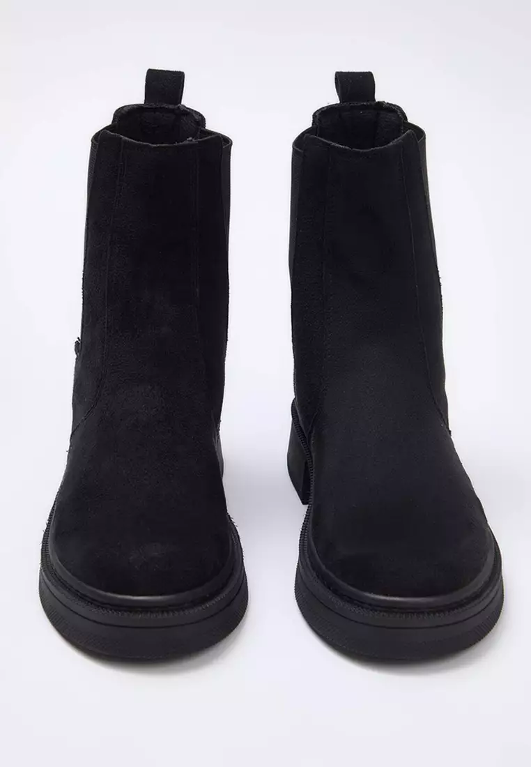 Black Suede Flat Sole Chealsea Women'S Boots Takaw26Bo00085