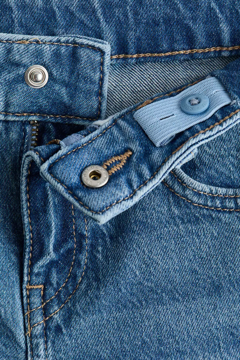 Relaxed Fit Jeans