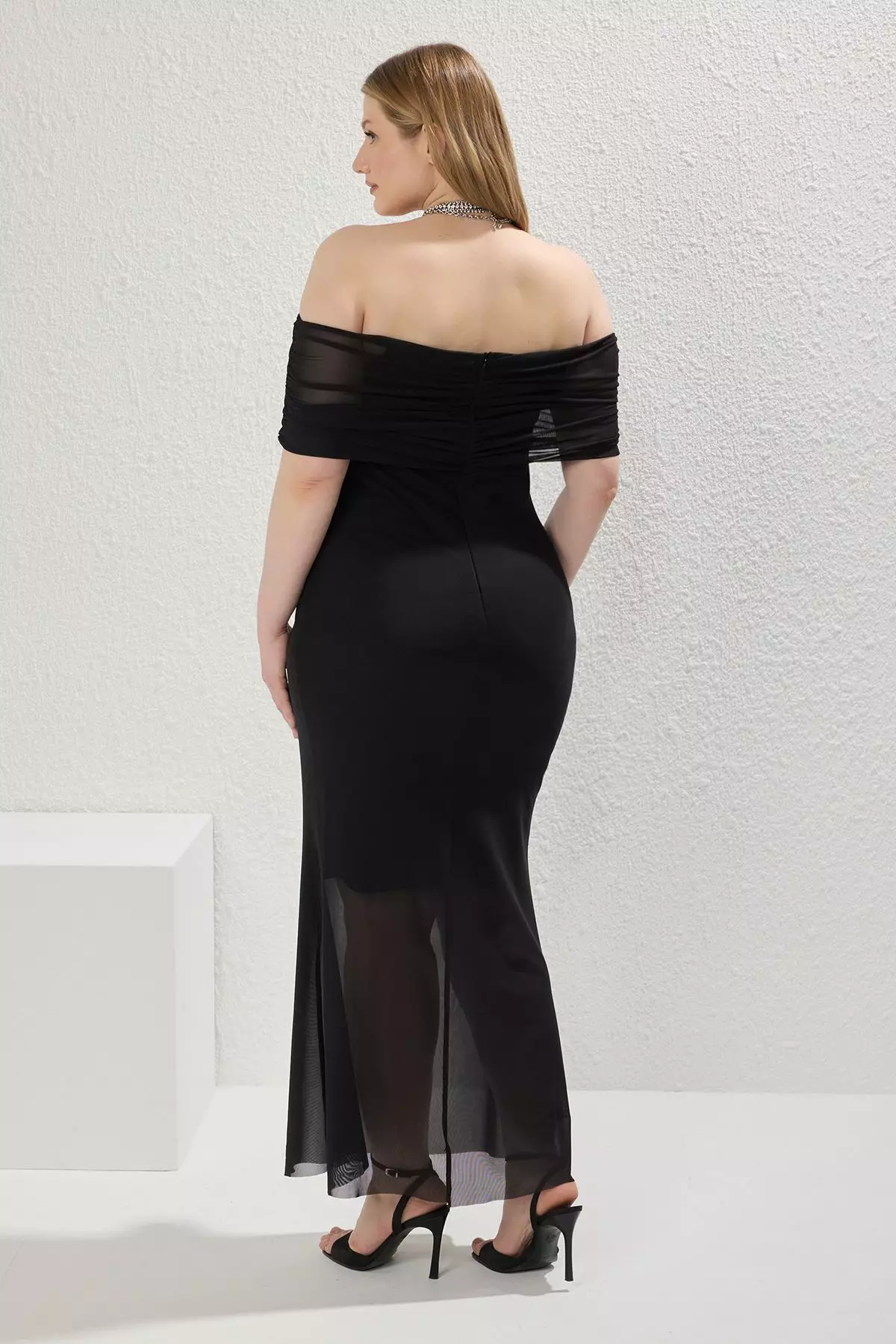 Plus Size Off Shoulder Ruched Maxi Dress