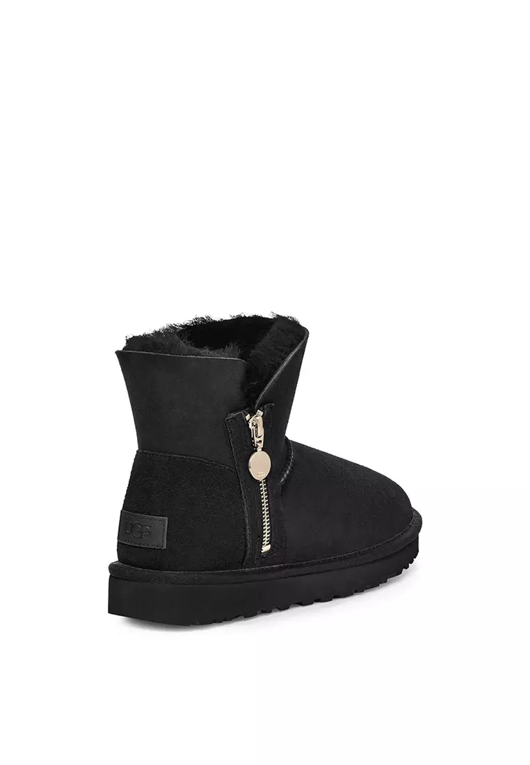 New ugg clearance boots with fur