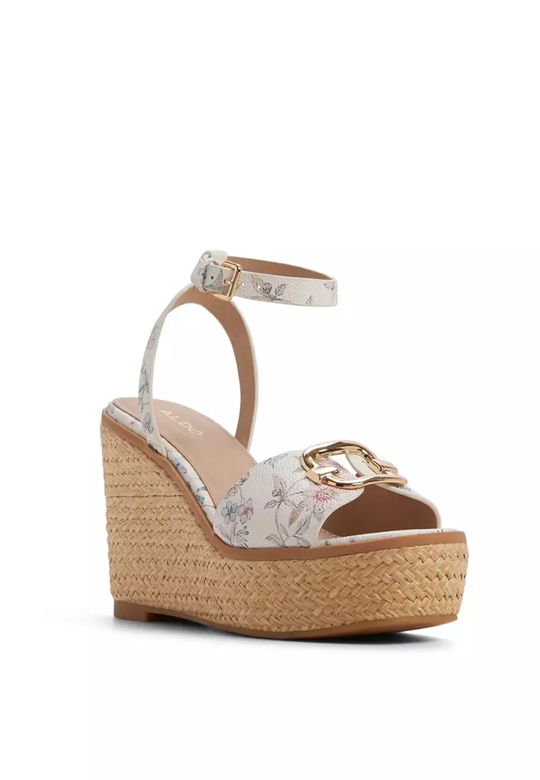 Carrabriria Wedges