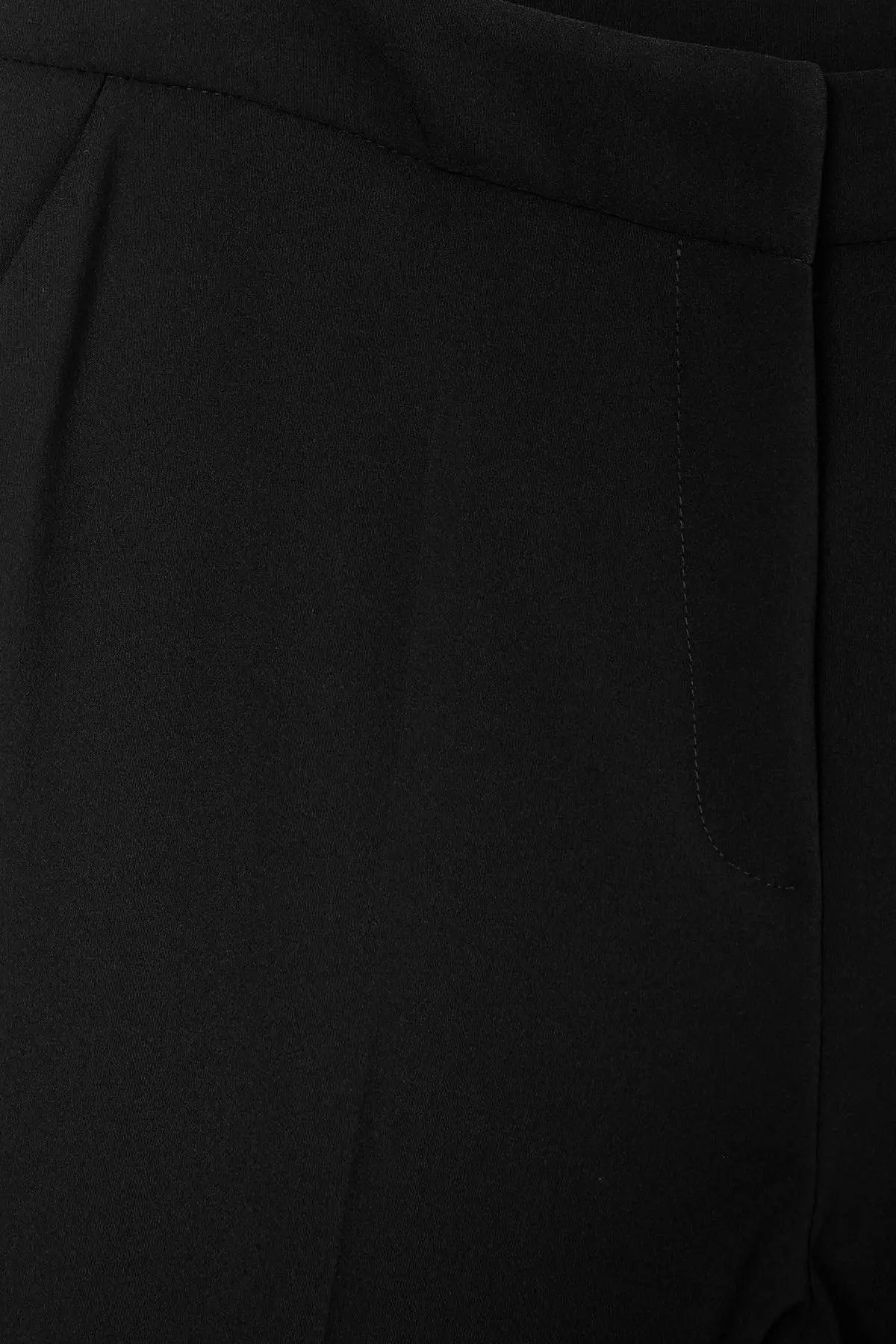Black Exclusive Special Collection Plum Soft Button Wide Leg Pants Tbbss26Ar00057
