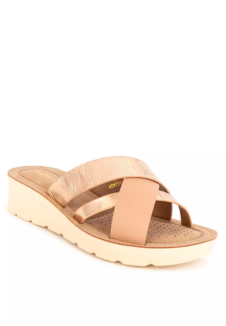 Discount on UNLISTED  shoes - SKU: ANGELA WEDGES SLIDES SOFTAWALK
