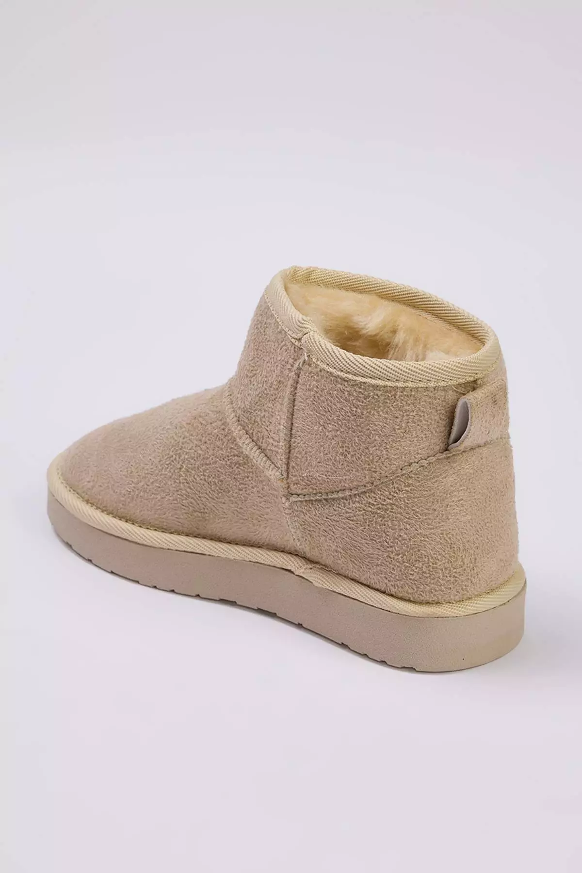 Beige Fur Inside Round Toe Flat Heeled Women's Boots Takaw26Bo00001