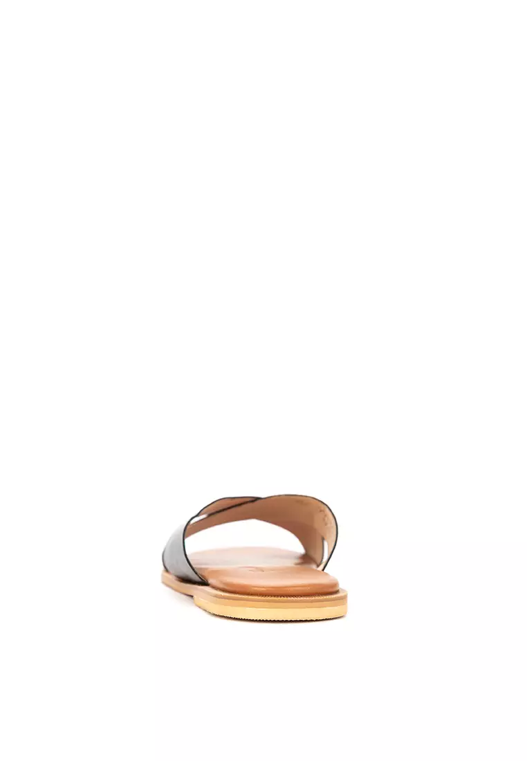 Cross Strap Flat Sandals