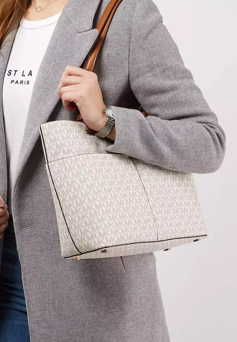 Michael Kors Bedford Medium Logo Tote Bag Vanilla