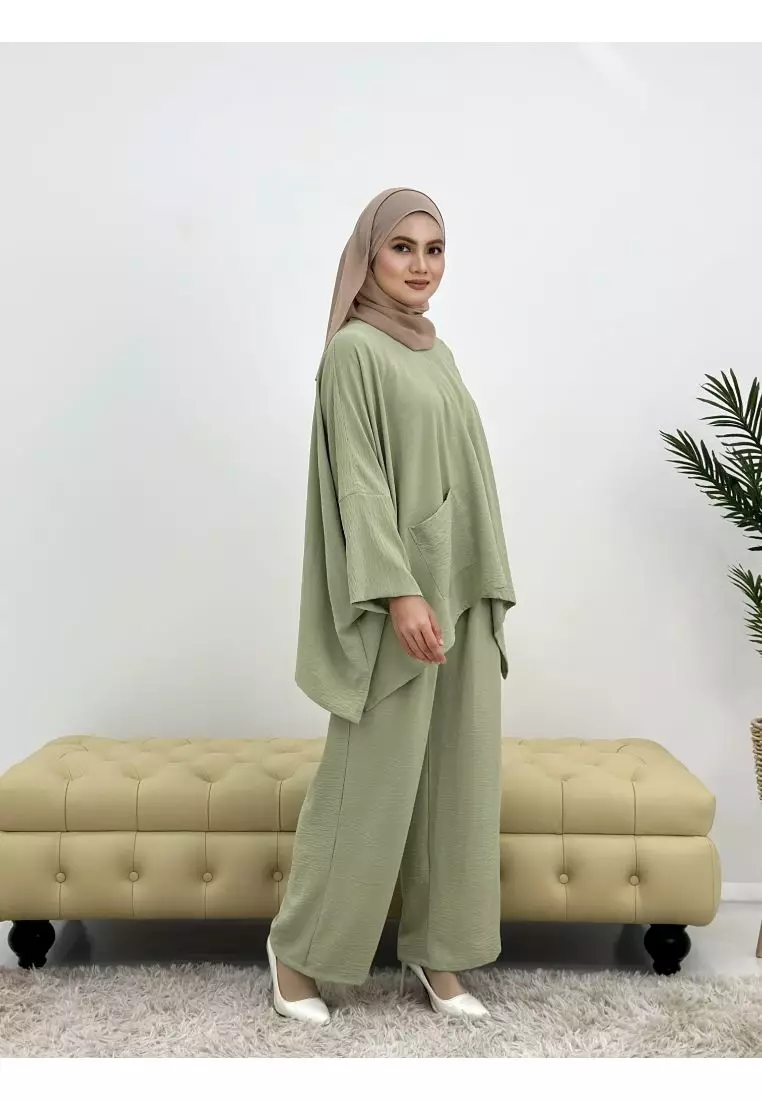 MILLA Camelia Suit
