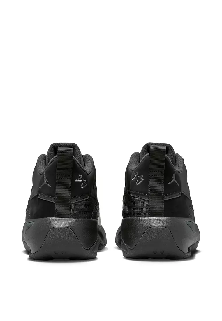 Max Aura 7 Shoes