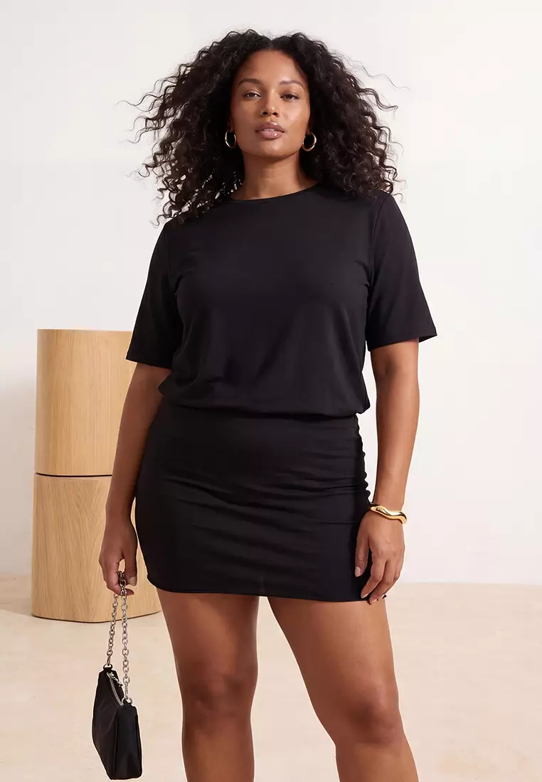 Buy Trendyol Black Plain Soft Fabric Bodycon Short Sleeve Flexible Knitted Plus Size Dress Tbbss26Ah00139 Online