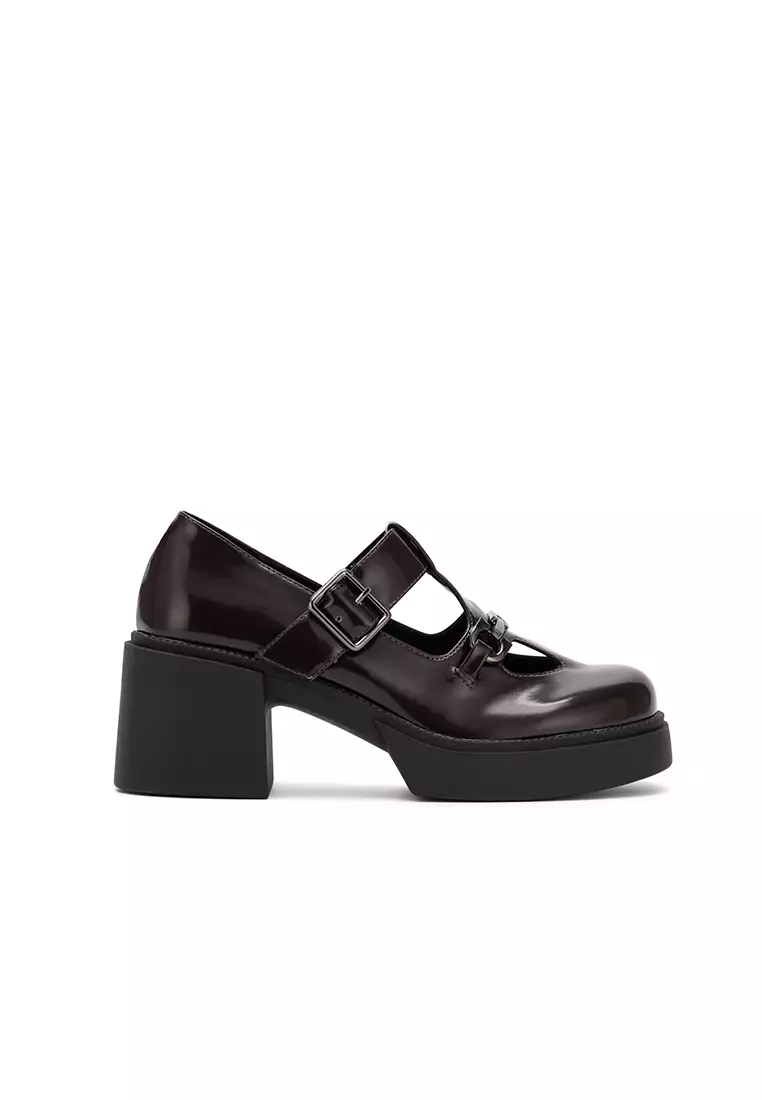 Nose EMBELLISHED BUCKED LOAFER