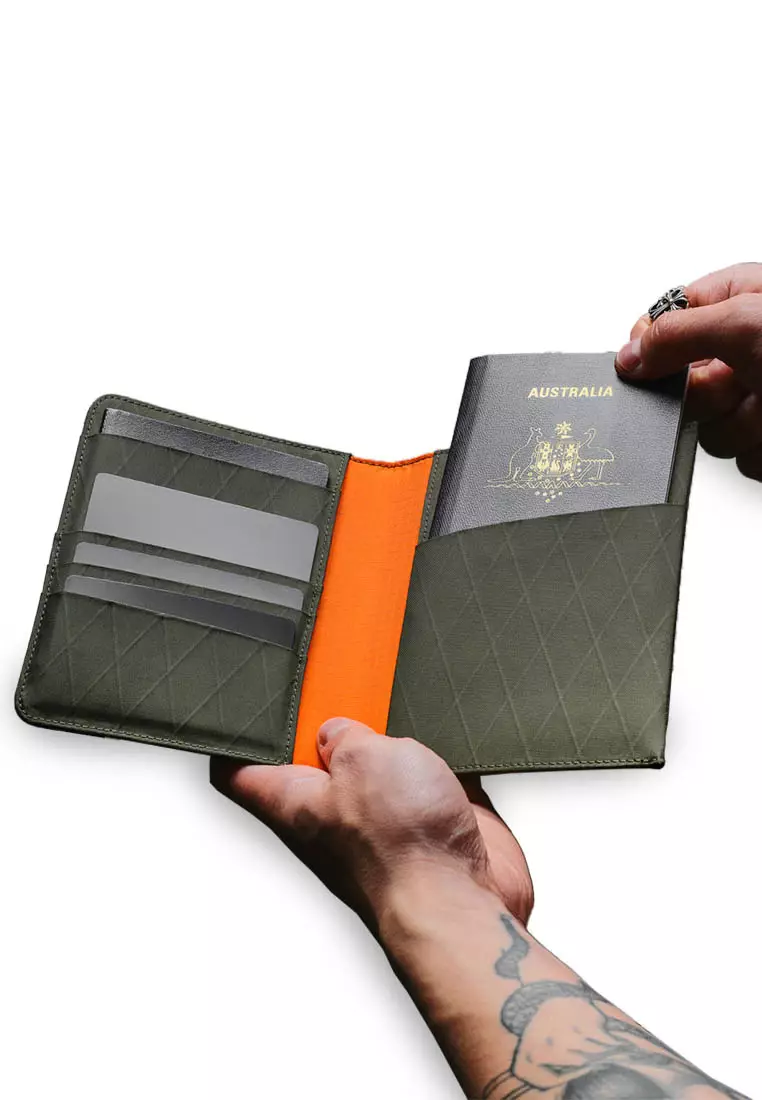 ARK Bifold Passport Wallet