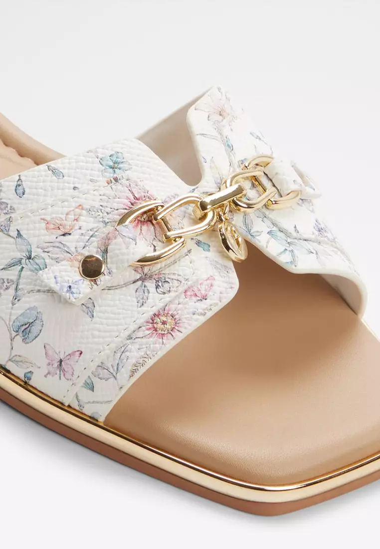 Alamassi Slide Sandals