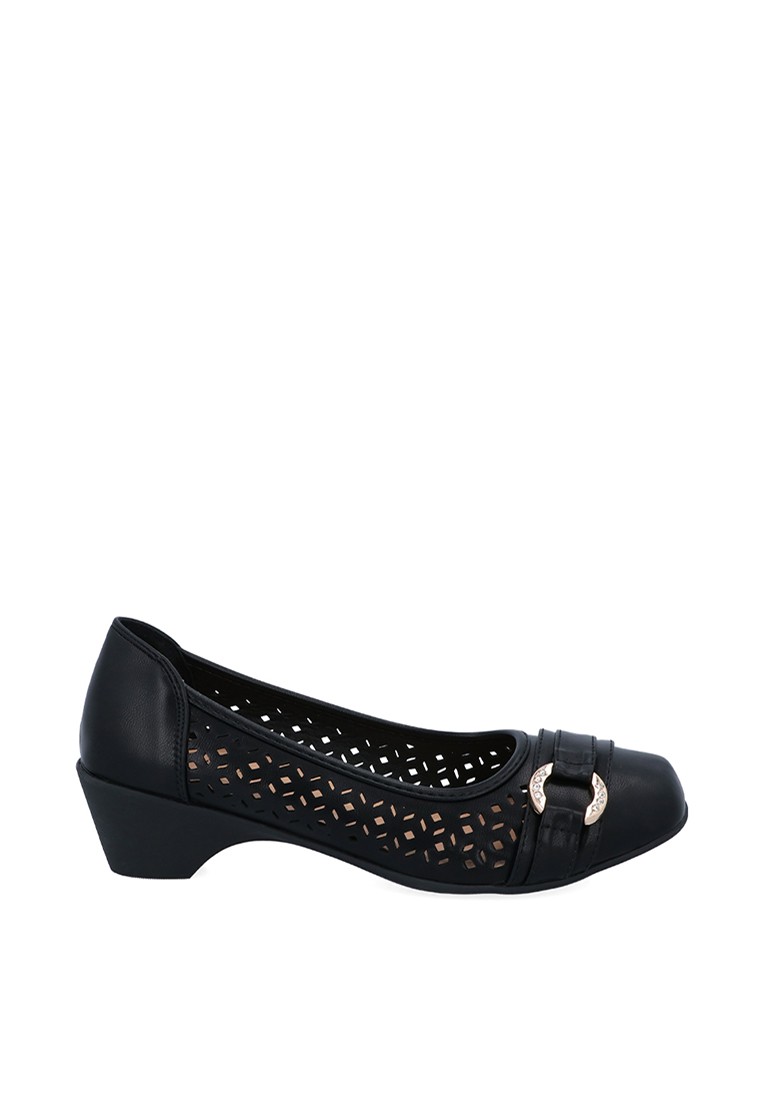 Black Flexi Evergreen Pumps