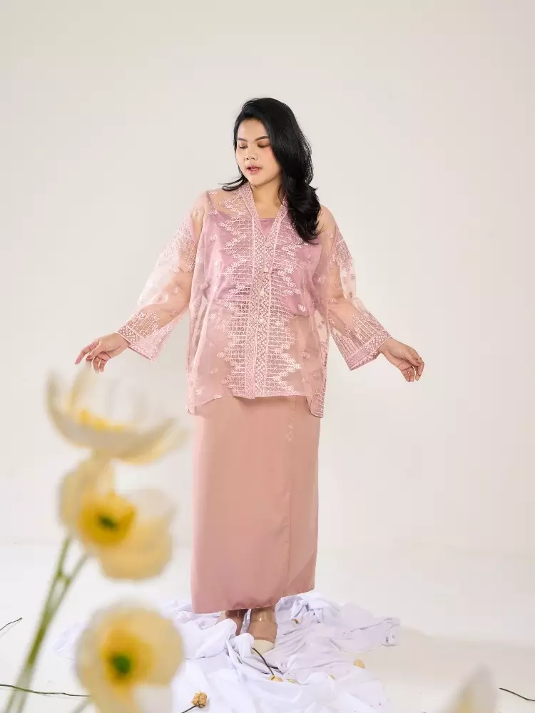 xtramiles Ladies top ayara party top kebaya dusty pink