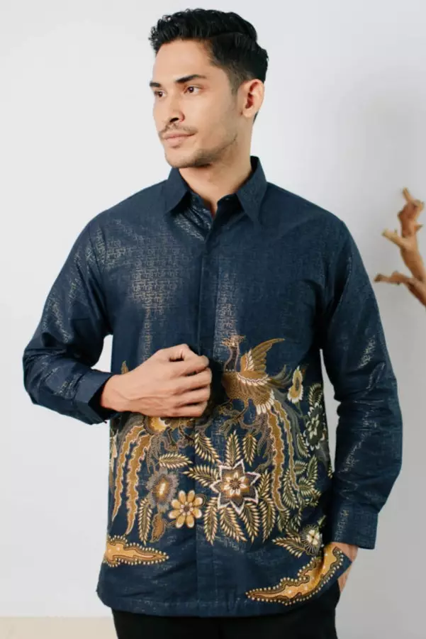 Kalyna Navy Kemeja Pria  Panjang Regular Fit Foil