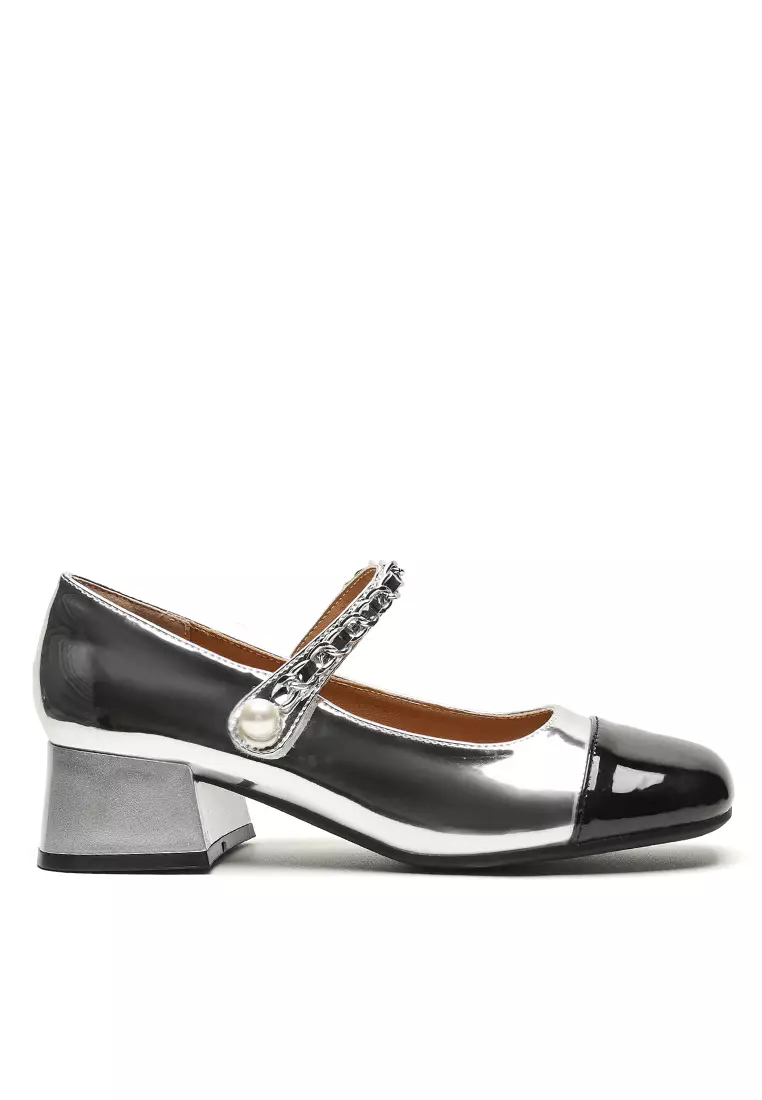 Discount on Twenty Eight Shoes  shoes - SKU: 4cm Color Matching Chain Spliced Strap Mary Jane Shoes Ww092-1