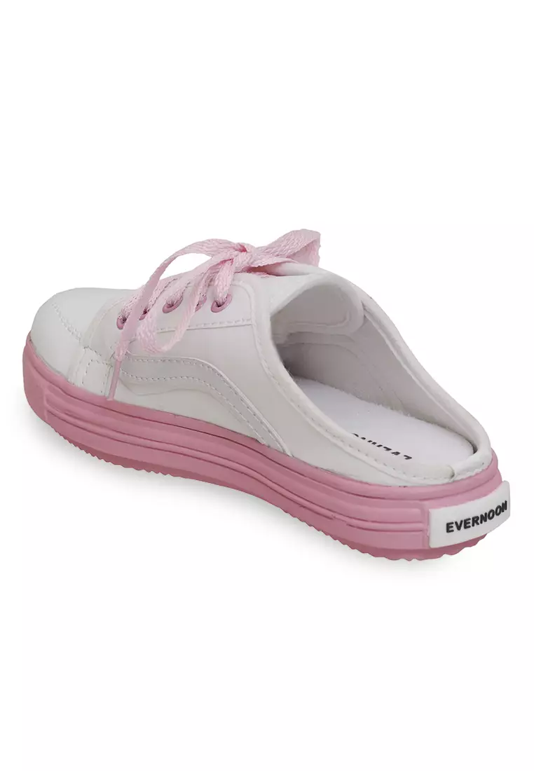 Sepatu Sneakers Casual Tali Ikat Material Canvas Comfortable - White