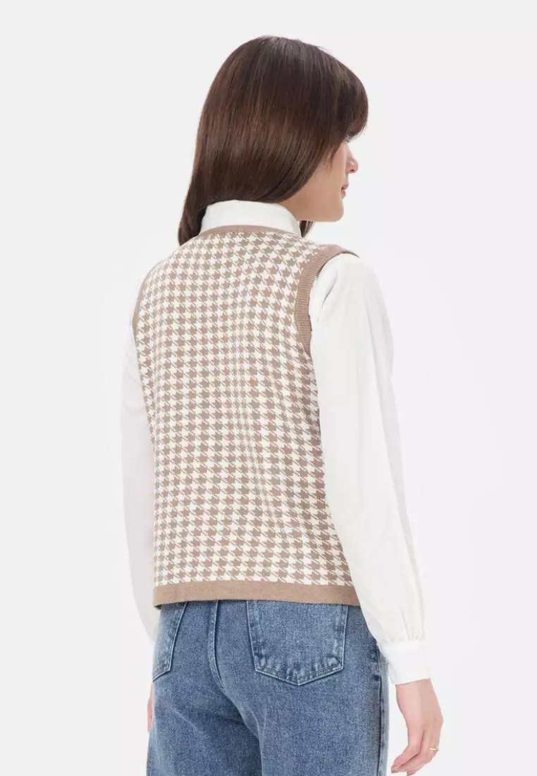 Hazel Vest Knit in Brown