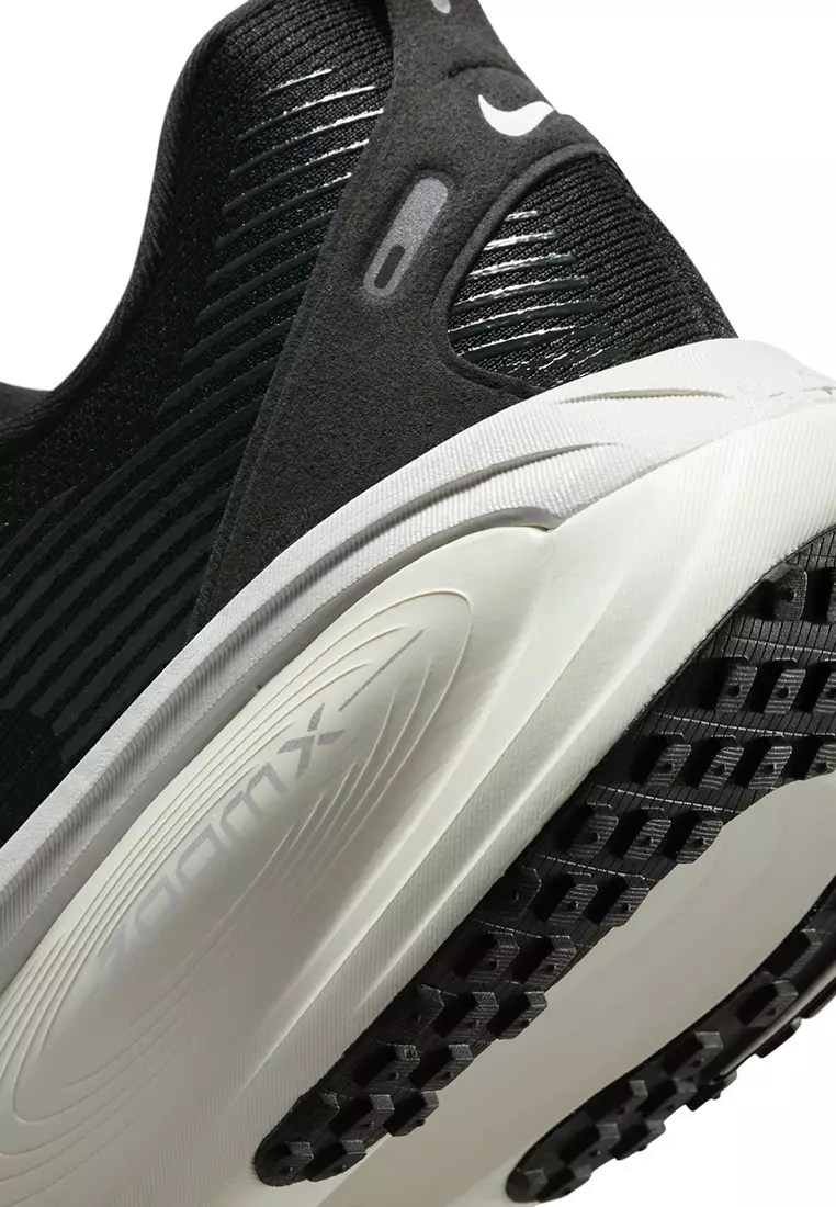 Vomero 18 Road Running Shoes