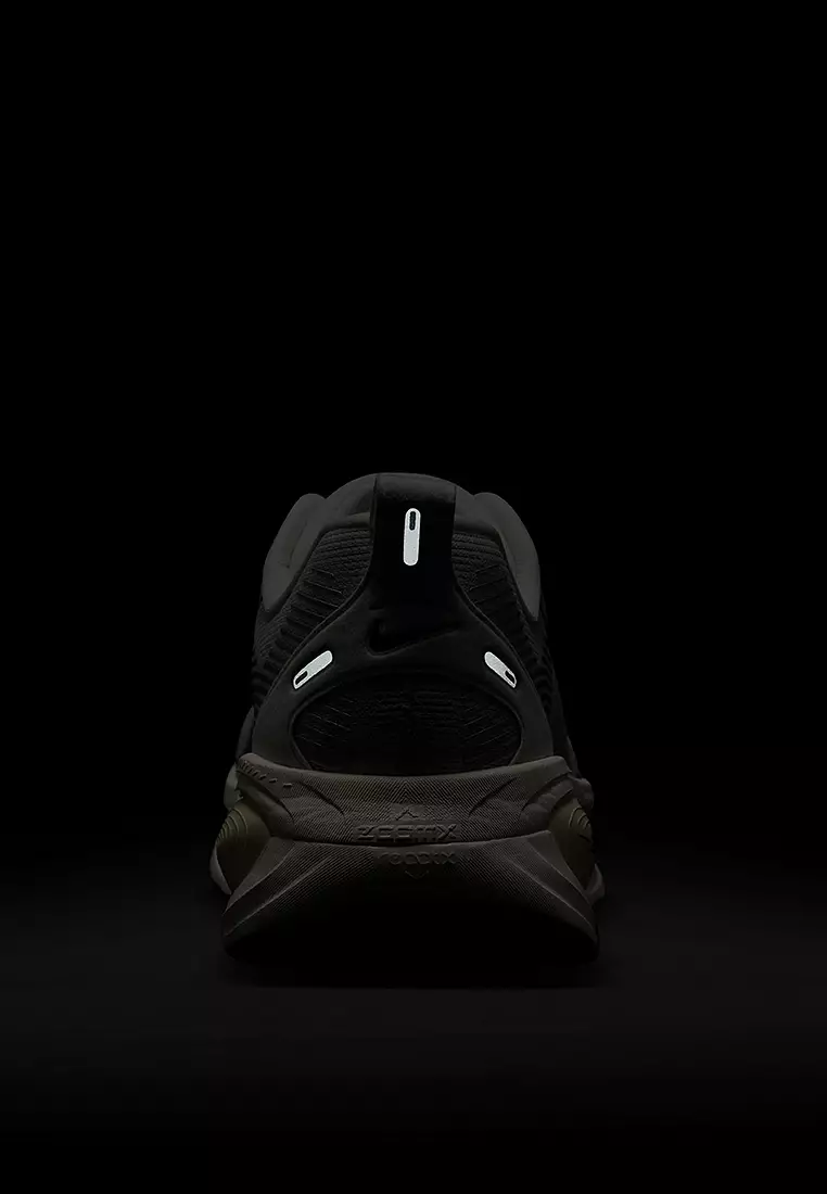 Vomero 18 Road Running Shoes