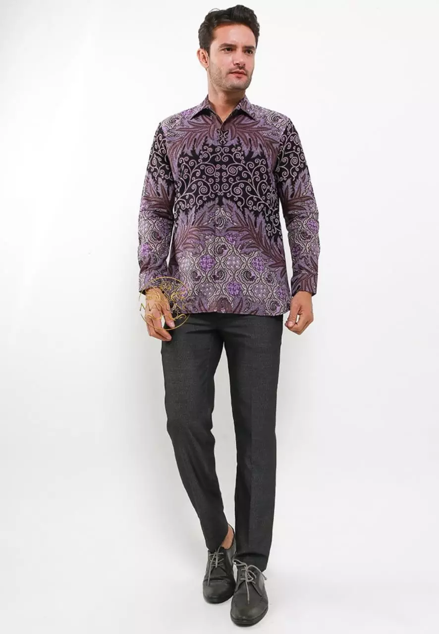 Magenta Kemeja Batik Pria Premium Slimfit Modern Lengan Panjang
