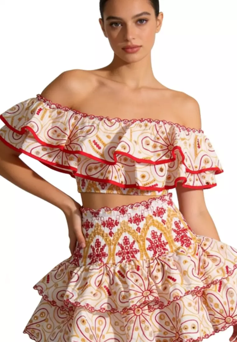 一字肩鏤空刺繡兩件套 CA26022443RD