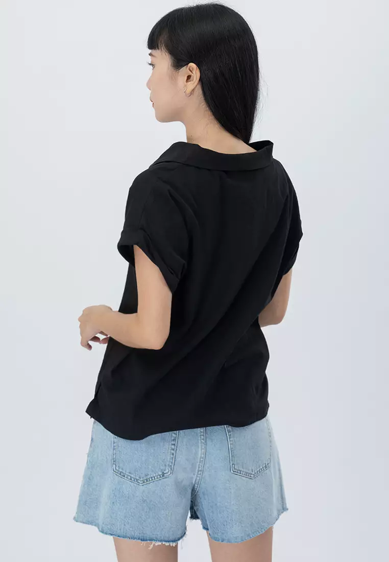 翻领扣式衬衫上衣