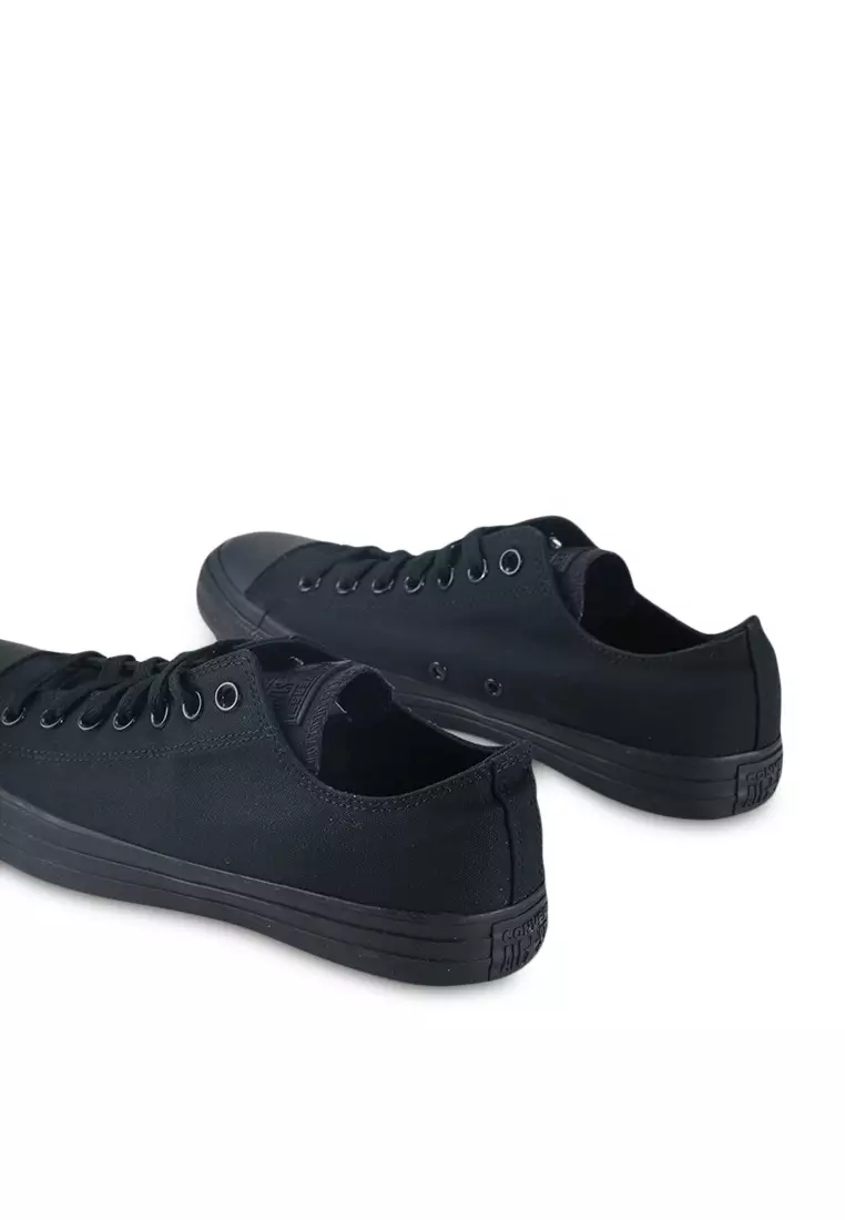 Chuck Taylor All Star Core Ox Sneakers