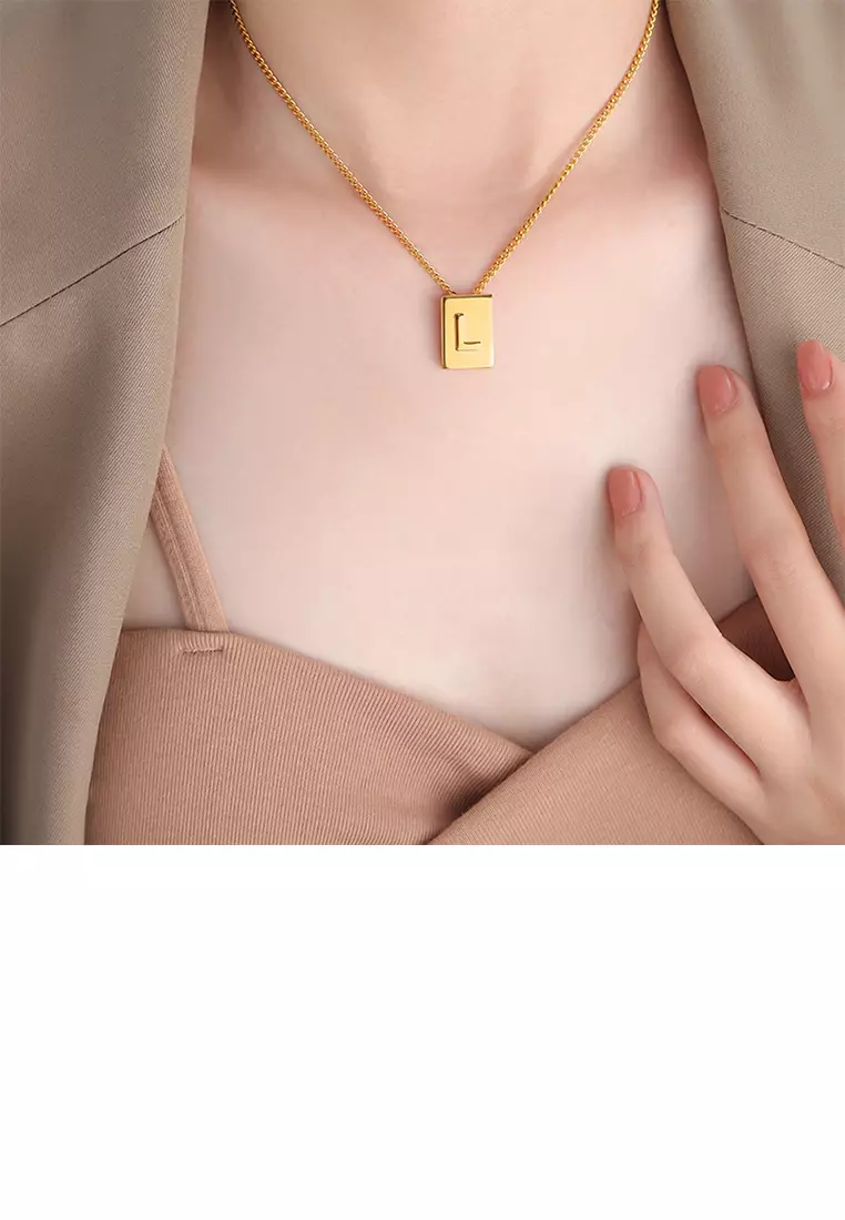 Celine alphabet necklace l on sale