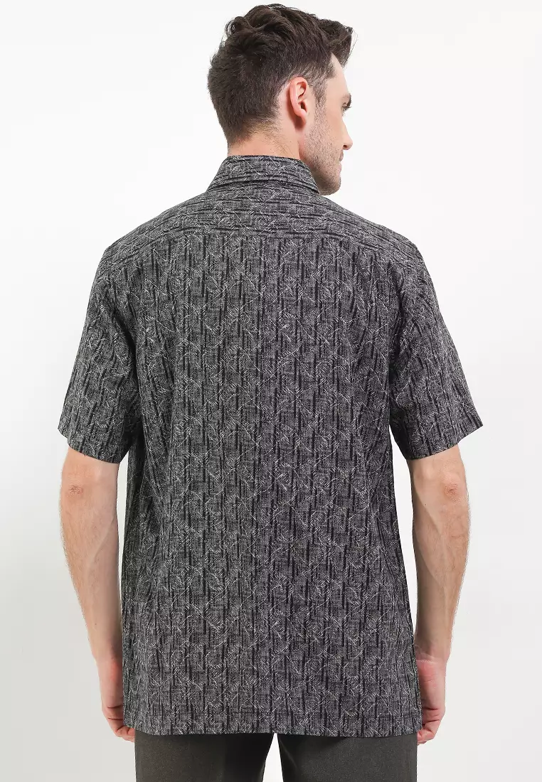 Kemeja Lengan Panjang Pierre Cardin Carbon Phantom - Smart Casual Look