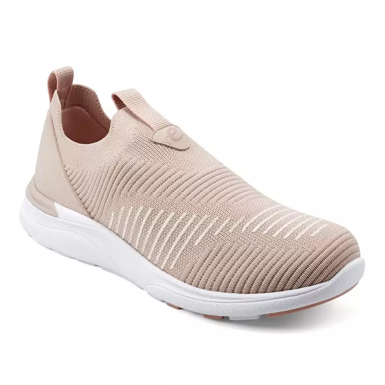 Easy spirit pull sales tab sneakers