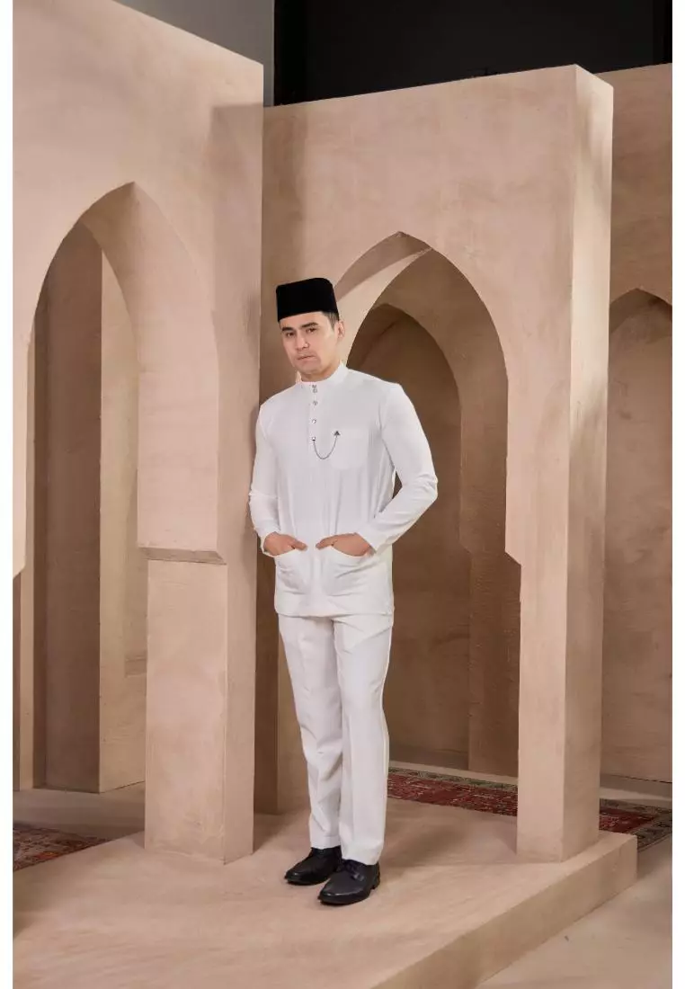 Baju Melayu Mahkota