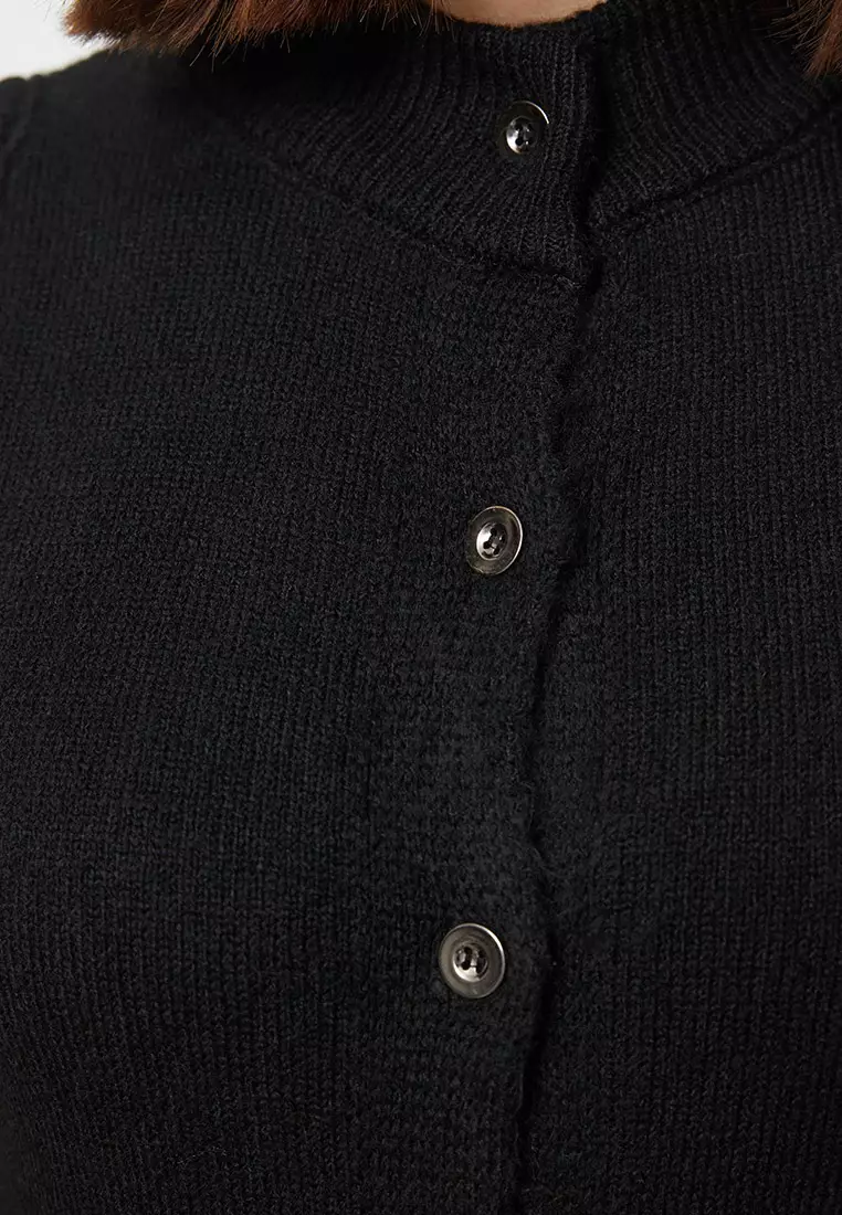 Limited Edition Black Soft Texture Knit Vest Twoaw24Hi00403