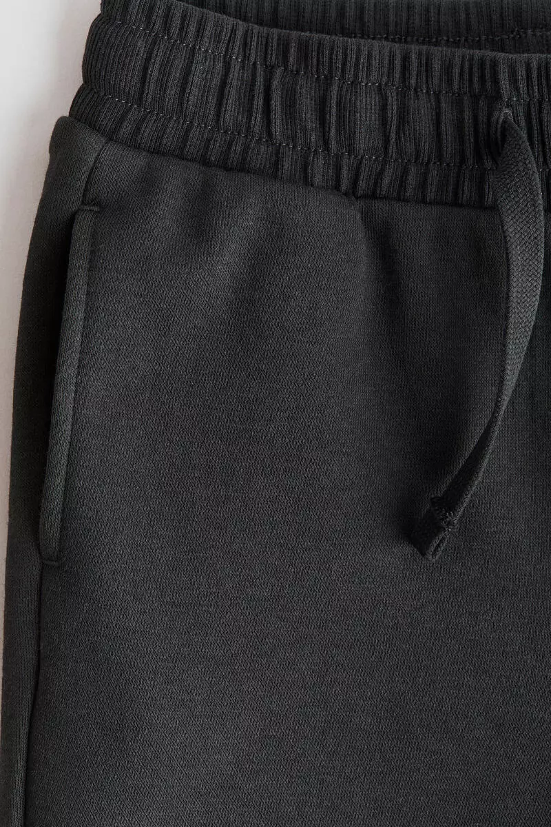 Reinforced-knee joggers