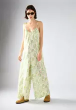 White Green Multi Daisy
