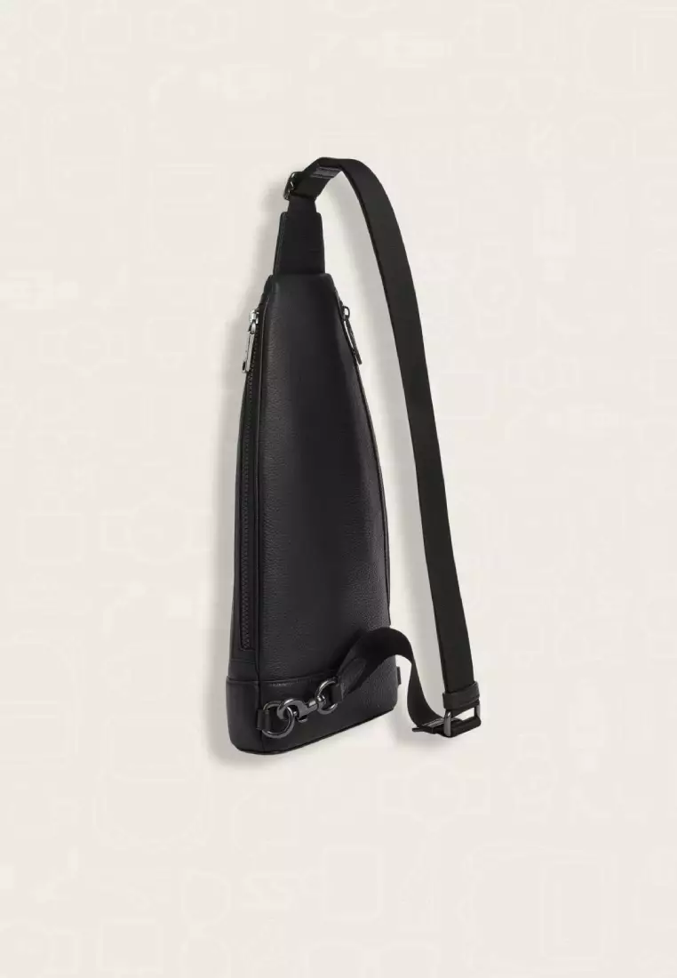 Jual Coach Coach Dominic Sling Pack Black Original 2026 | ZALORA ...