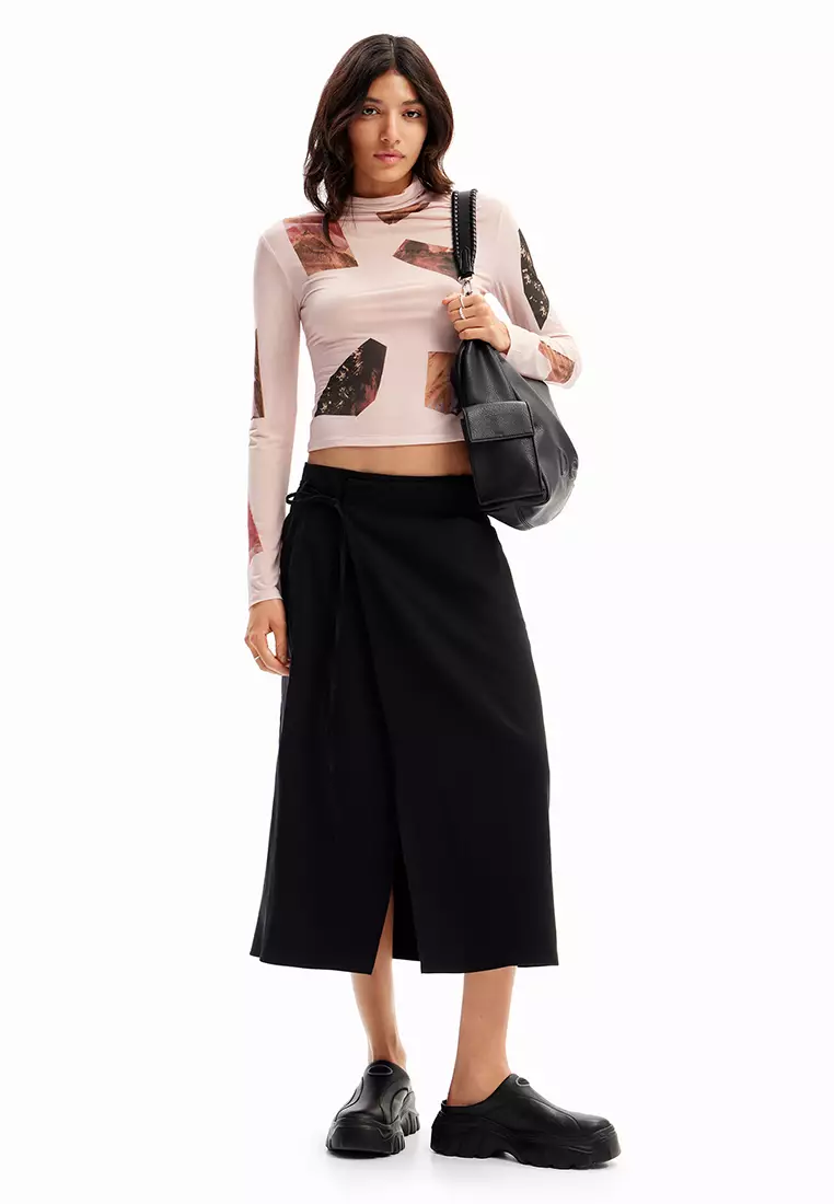 Desigual Woman Slim high neck collage T-shirt.