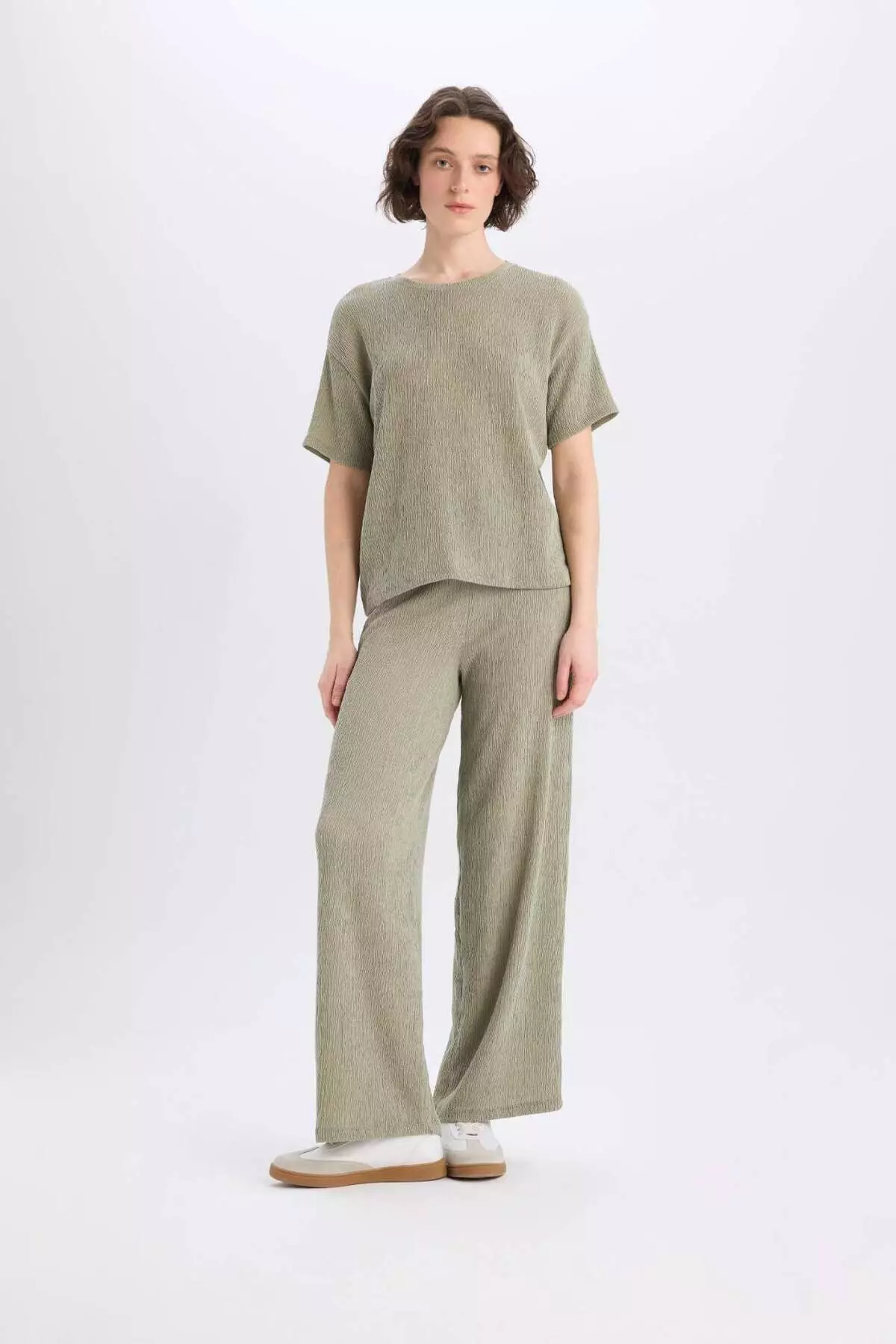 Wide Leg Wide Loose Leg Wrinkle Pants E3232Ax25Sp