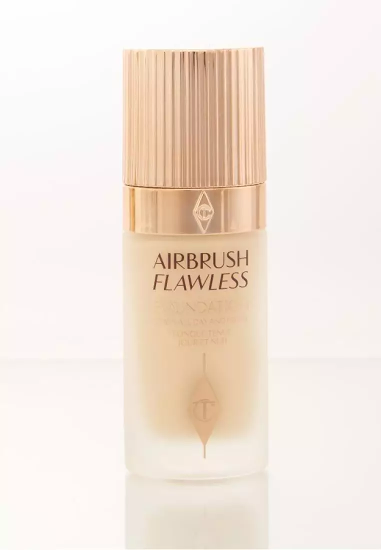 Buy CHARLOTTE TILBURY Charlotte Tilbury Airbrush Flawless Foundation 4 ...