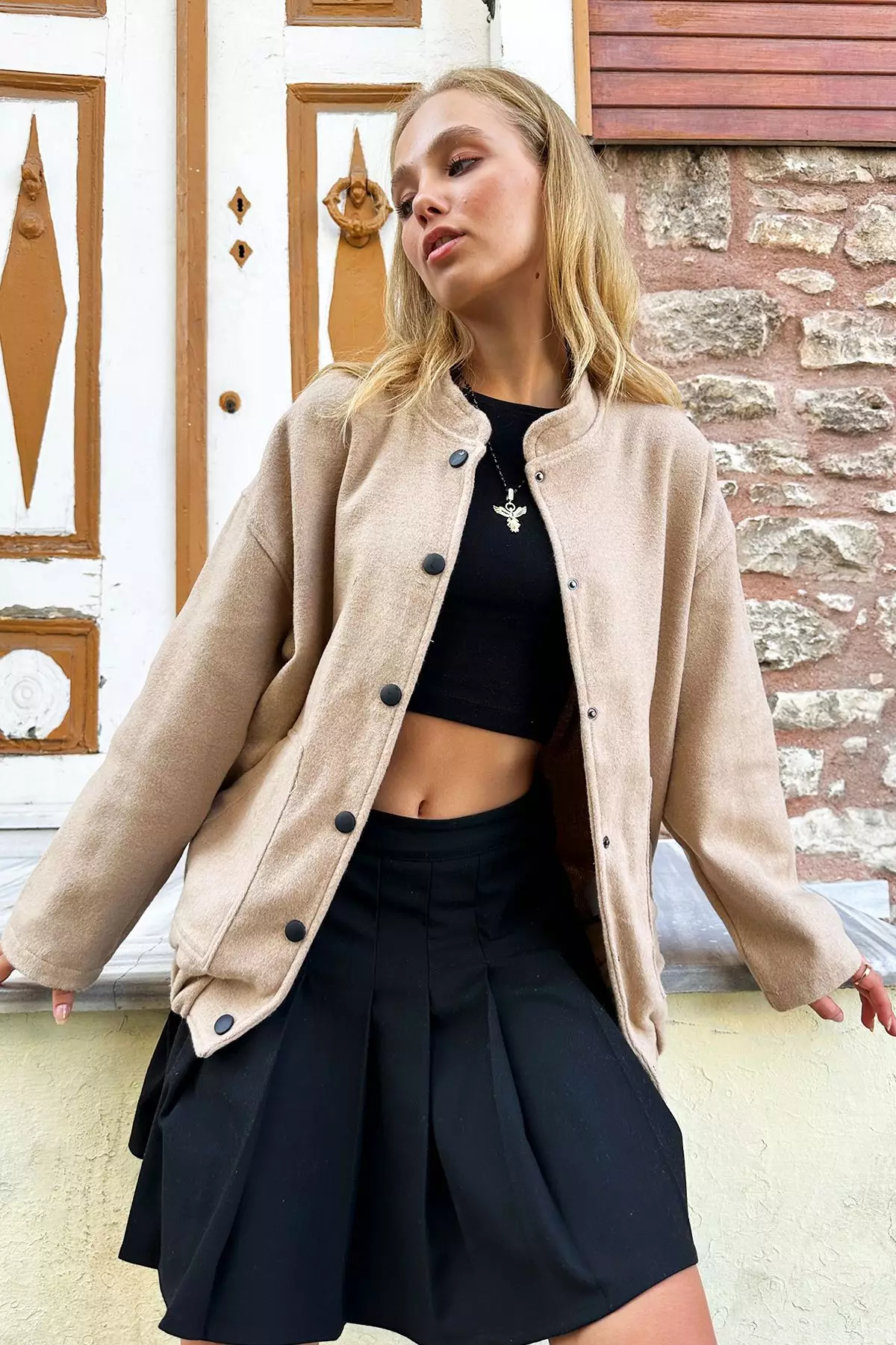 Women's Beige Double Pocket Snap Closure Cashmere Coat