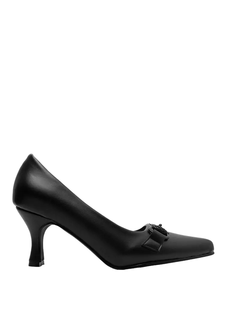 Discount on Zanea Shoes  shoes - SKU: Regina Pumps