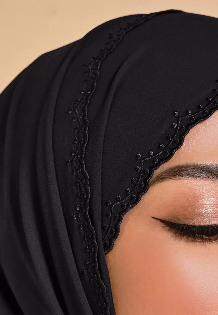 Tanuja Embroidered Scallop Headscarf - Black